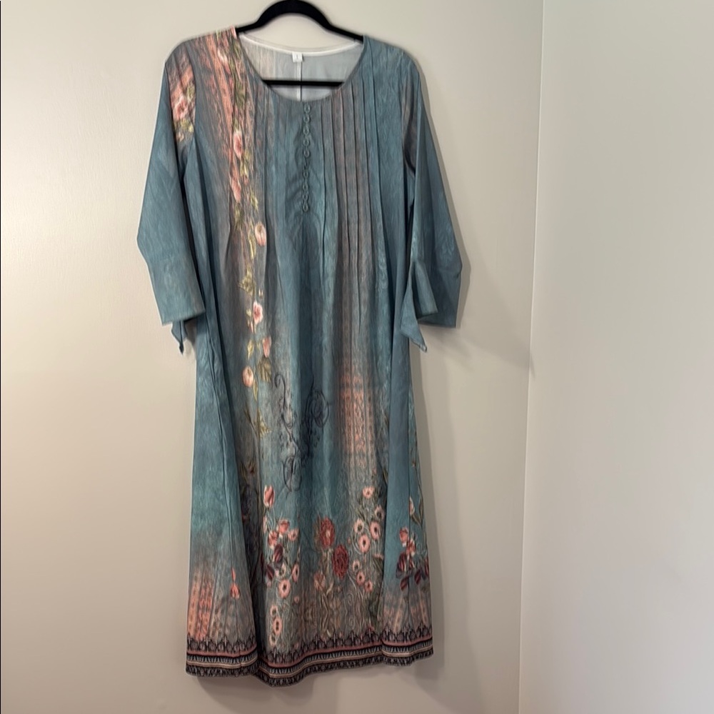 Unbranded silky feel maxi boho dress. Jade, peach and pink. Size large.